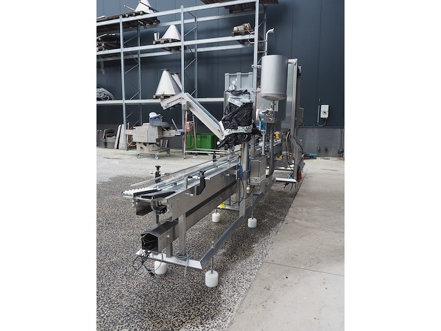 Nn tray filling and closing machine - afbeelding 18 van  24