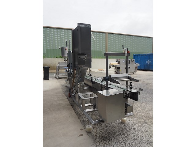 Nn tray filling and closing machine - afbeelding 19 van  24