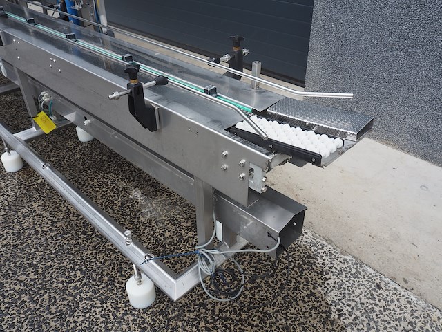 Nn tray filling and closing machine - afbeelding 20 van  24