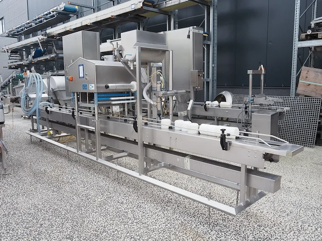 Nn tray filling and closing machine - afbeelding 1 van  15