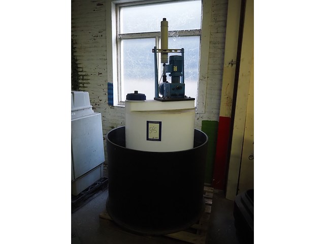 Nn tub - afbeelding 1 van  6