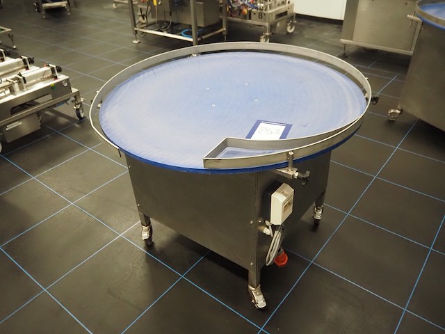 Nn turning table - afbeelding 1 van  6