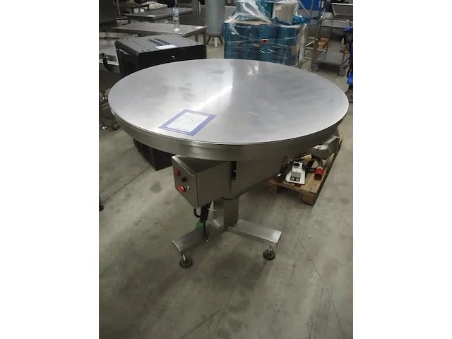 Nn turning table - afbeelding 1 van  9