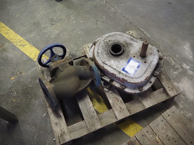 Nn valve and gearbox - afbeelding 3 van  6