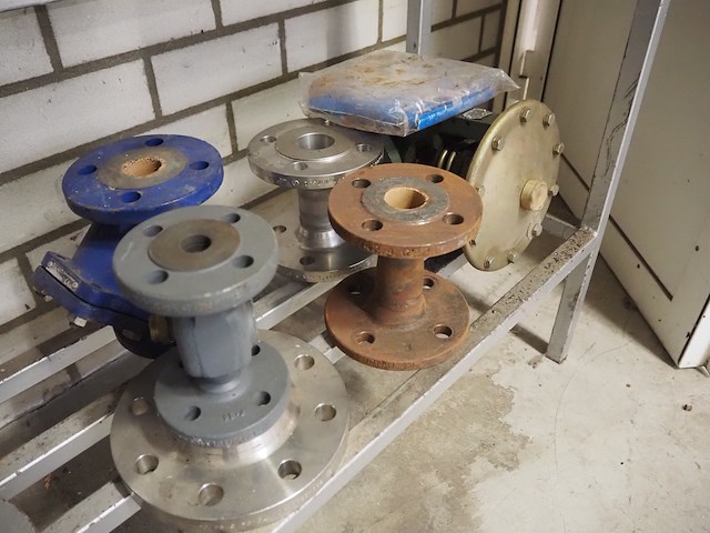 Nn valves - afbeelding 10 van  19