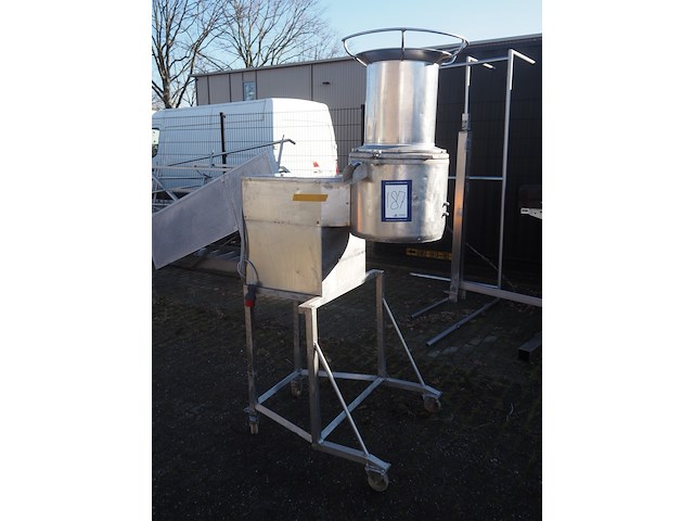 Nn vegetable peeler - afbeelding 1 van  10