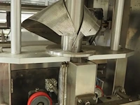 Nn vertical bag fill-, form,- and seal machine - afbeelding 18 van  18