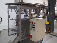 Nn vertical bag forming, filling and sealing machine - afbeelding 1 van  11