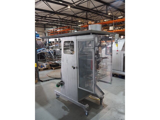 Nn vertical bag forming, filling and sealing machine - afbeelding 4 van  11