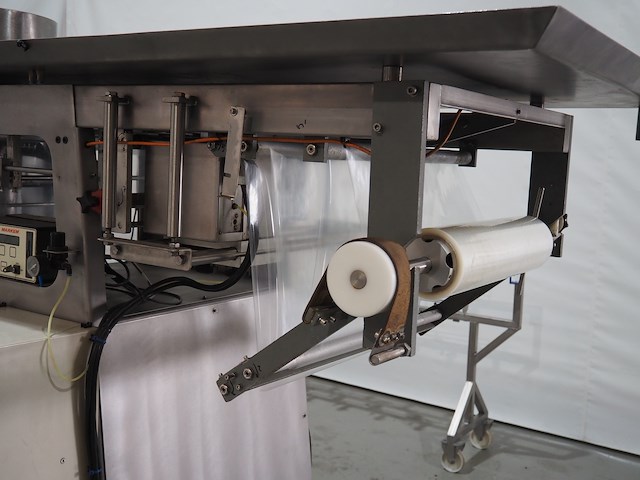 Nn vertical bag forming, filling and sealing machine - afbeelding 7 van  11