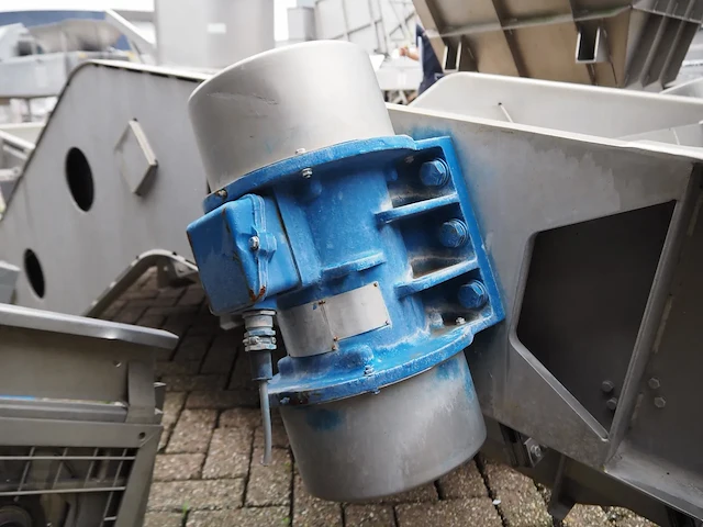 Nn vibrating gutter - afbeelding 6 van  7
