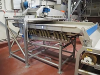 Nn vibrating gutter