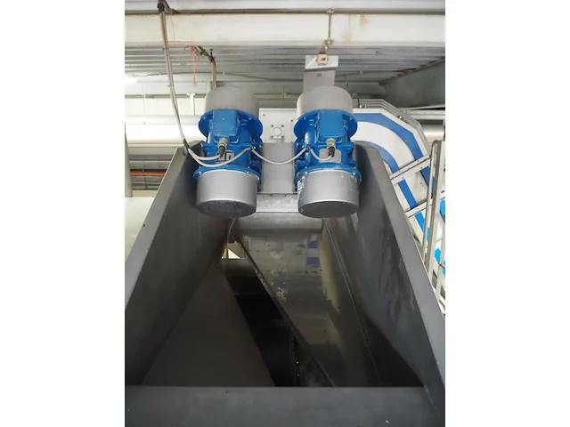 Nn vibrating gutter - afbeelding 16 van  18