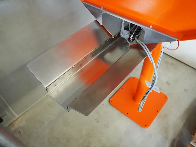 Nn vibrating infeed bunker - afbeelding 4 van  7