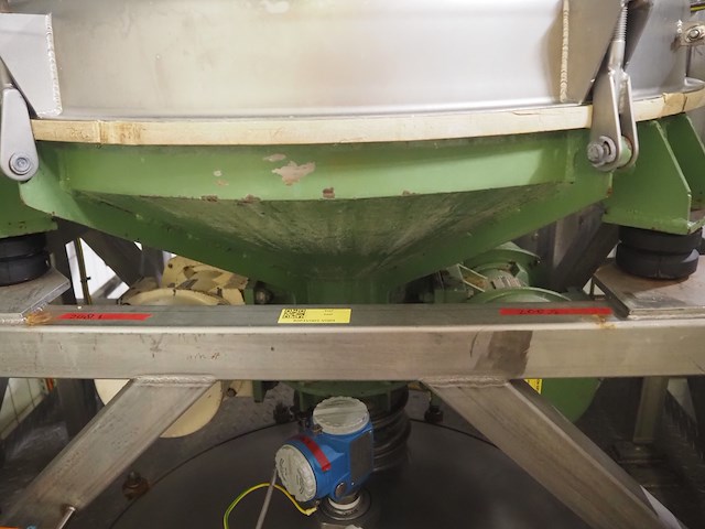 Nn vibrating sieve with buffer vessel - afbeelding 6 van  11