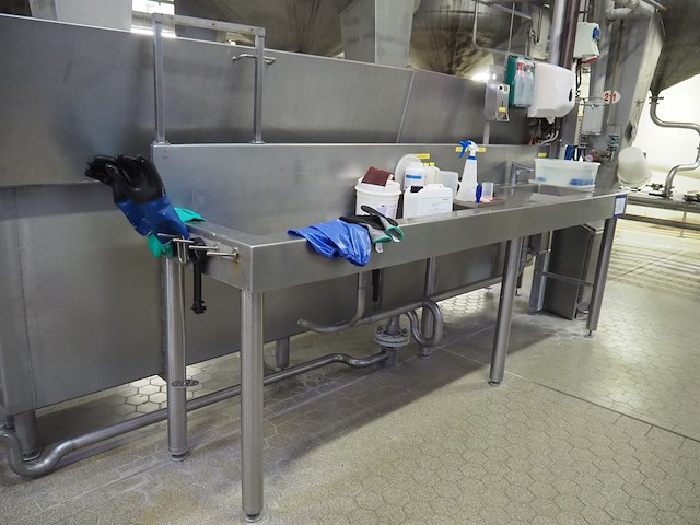 Nn washing table - afbeelding 1 van  4