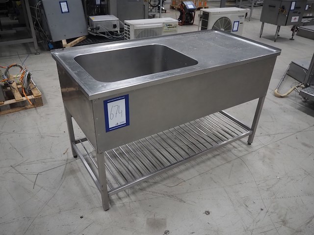 Nn washing table - afbeelding 2 van  6