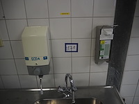 Nn washing table - afbeelding 5 van  8