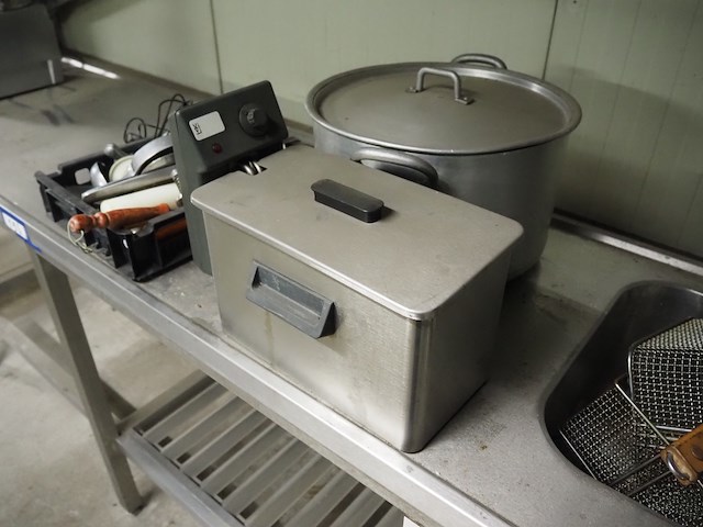 Nn washing table - afbeelding 4 van  7