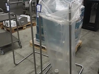 Nn waste bag holder