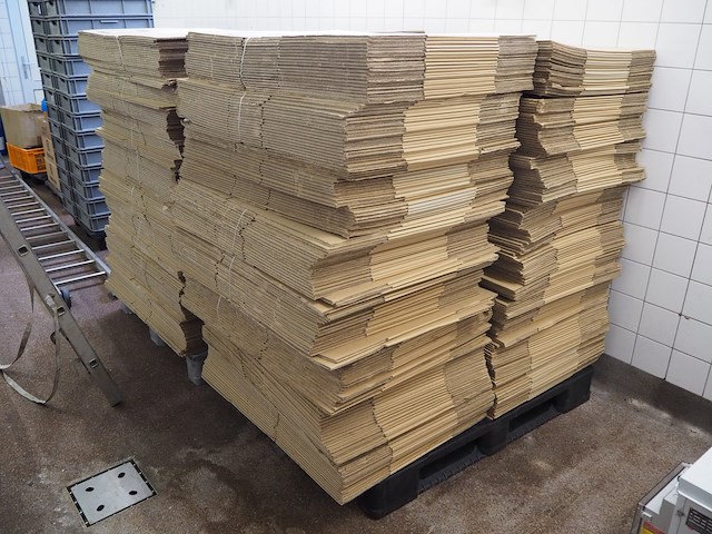 Nn wooden boxes - afbeelding 2 van  3