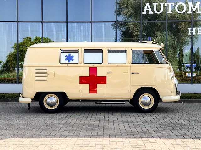 No reserve: volkswagen t1 ambulance transporter 1500-27 1965, be-02-41 - afbeelding 11 van  76