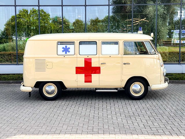 No reserve: volkswagen t1 ambulance transporter 1500-27 1965, be-02-41 - afbeelding 13 van  76