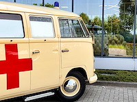 No reserve: volkswagen t1 ambulance transporter 1500-27 1965, be-02-41 - afbeelding 20 van  76