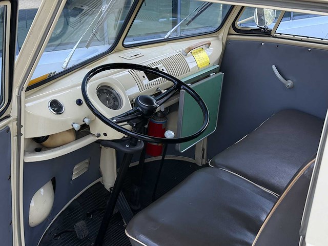 No reserve: volkswagen t1 ambulance transporter 1500-27 1965, be-02-41 - afbeelding 26 van  76