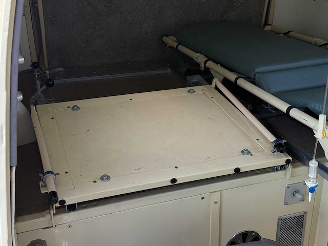 No reserve: volkswagen t1 ambulance transporter 1500-27 1965, be-02-41 - afbeelding 49 van  76