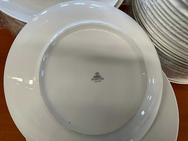 Nobel bord (108x) - afbeelding 6 van  6