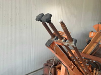 Nobels bloembollen opschepmachine - afbeelding 15 van  22