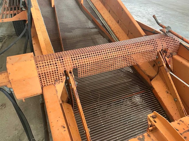 Nobels bloembollen opschepmachine - afbeelding 20 van  22