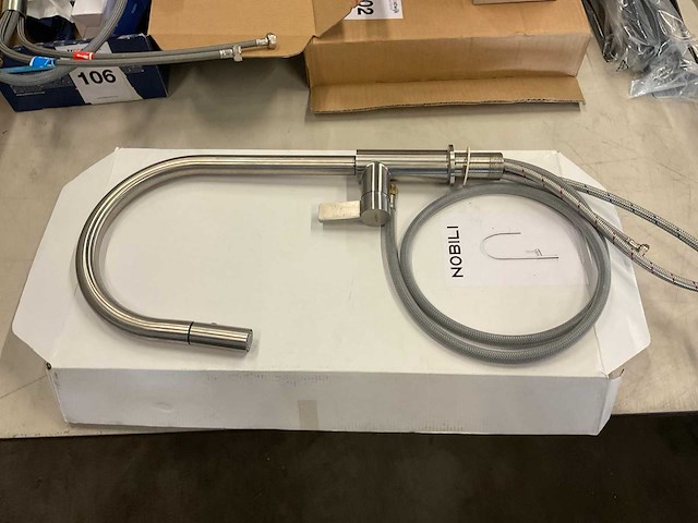 Nobili flag keukenmengkraan met uittrekbare kop - afbeelding 2 van  4