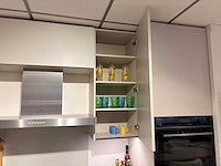 Nobilia - hoek showroomkeuken met siemens apparatuur - afbeelding 11 van  25