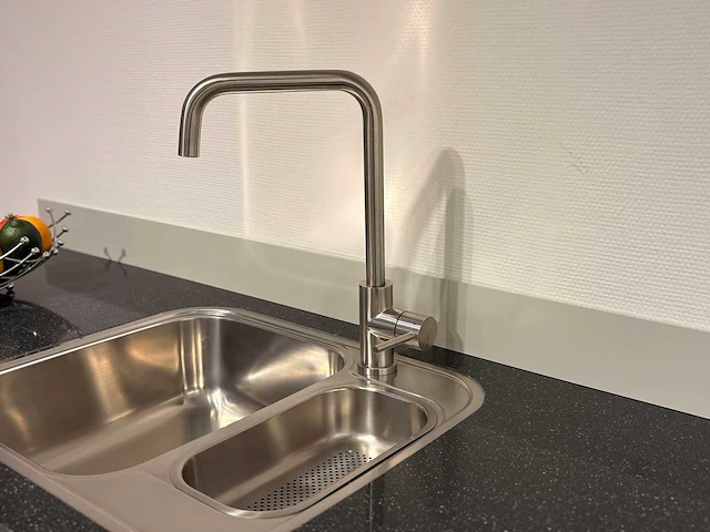 Nobilia - hoek showroomkeuken met siemens apparatuur - afbeelding 15 van  25