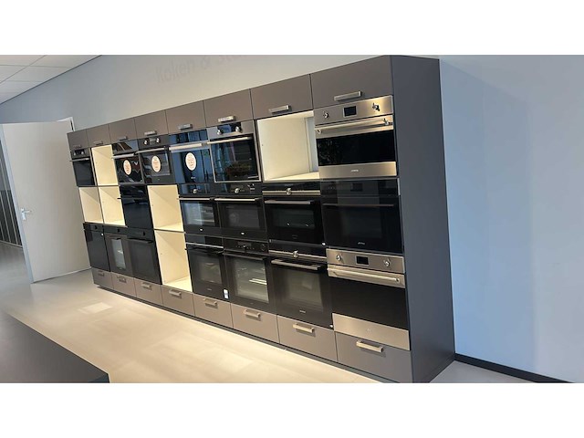 Nobilia - kastenwand - afbeelding 1 van  1