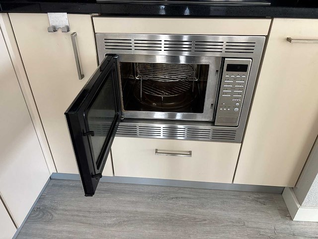 Nobilia - keuken met apparatuur - afbeelding 11 van  24