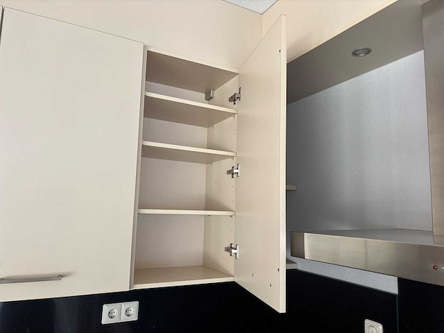 Nobilia - keuken met apparatuur - afbeelding 10 van  11