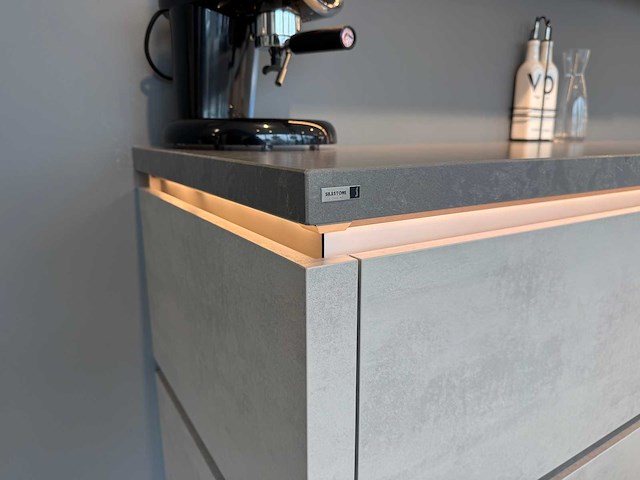 Nobilia - showroomkeuken met apparatuur - afbeelding 4 van  36