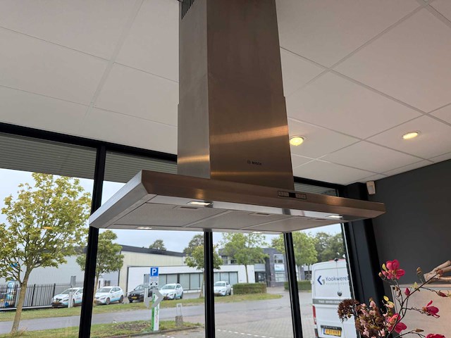 Nobilia - showroomkeuken met apparatuur - afbeelding 26 van  36