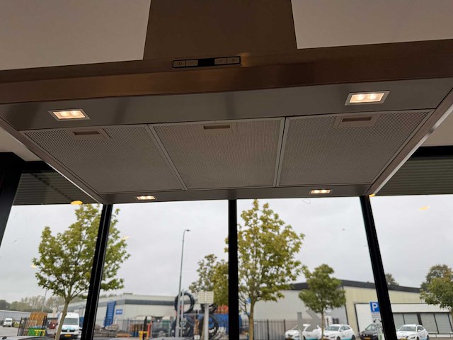 Nobilia - showroomkeuken met apparatuur - afbeelding 29 van  36