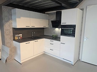 Nobilia - showroomkeuken met apparatuur