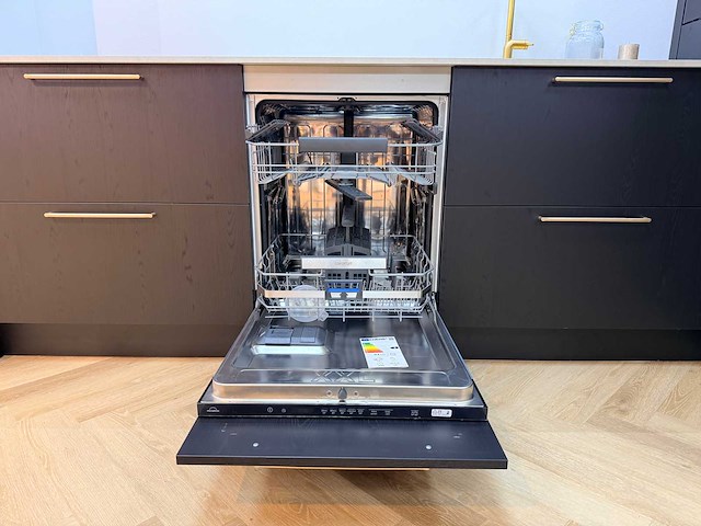 Nobilia - showroomkeuken met apparatuur - afbeelding 3 van  30