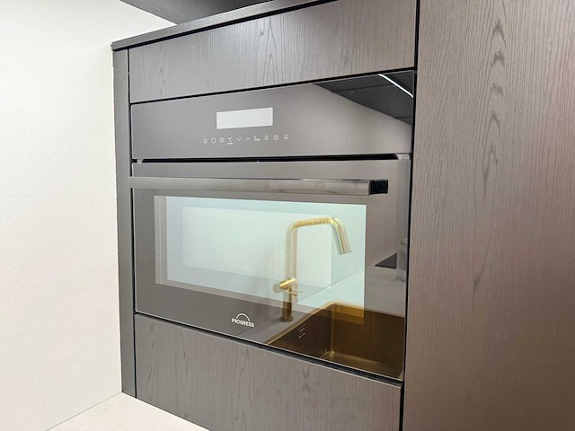 Nobilia - showroomkeuken met apparatuur - afbeelding 13 van  30