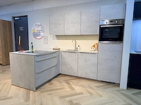 Nobilia - showroomkeuken met apparatuur
