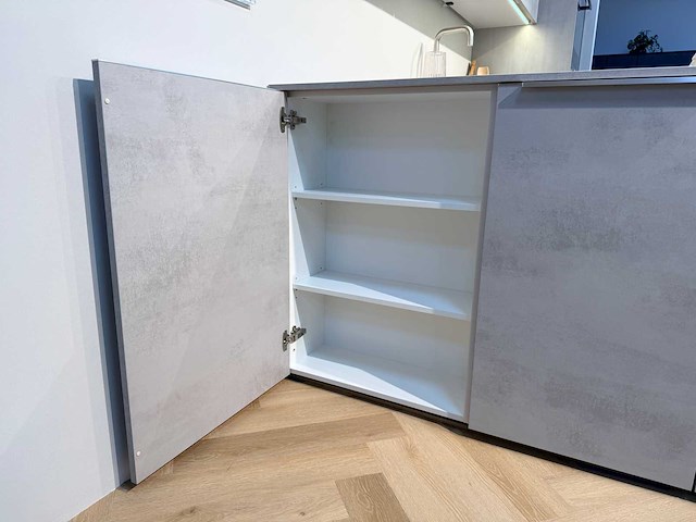 Nobilia - showroomkeuken met apparatuur - afbeelding 27 van  32
