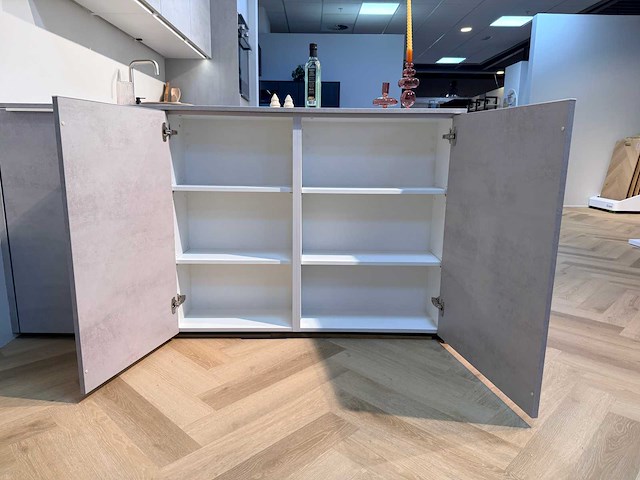 Nobilia - showroomkeuken met apparatuur - afbeelding 28 van  32