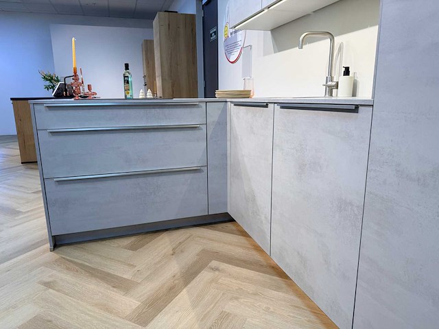 Nobilia - showroomkeuken met apparatuur - afbeelding 29 van  32