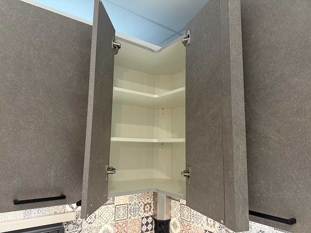 Nobilia - showroomkeuken met bauknecht/elica apparatuur - afbeelding 3 van  43